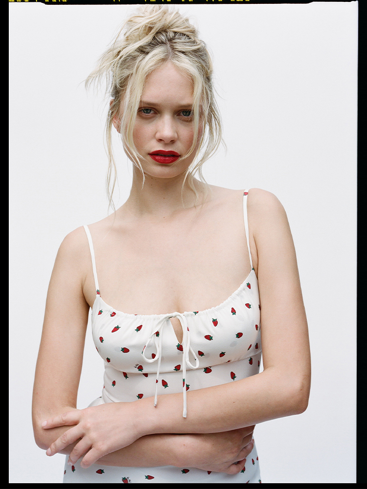 The Alba - White Strawberry